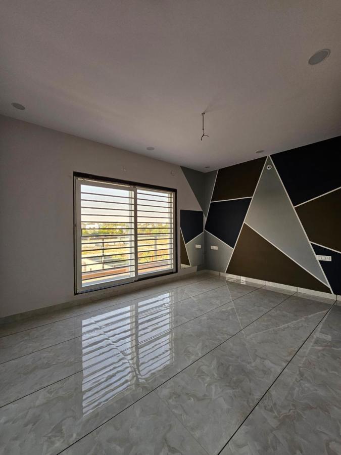 فيلا Shree Ambe Farmhouse اوجاين المظهر الخارجي الصورة