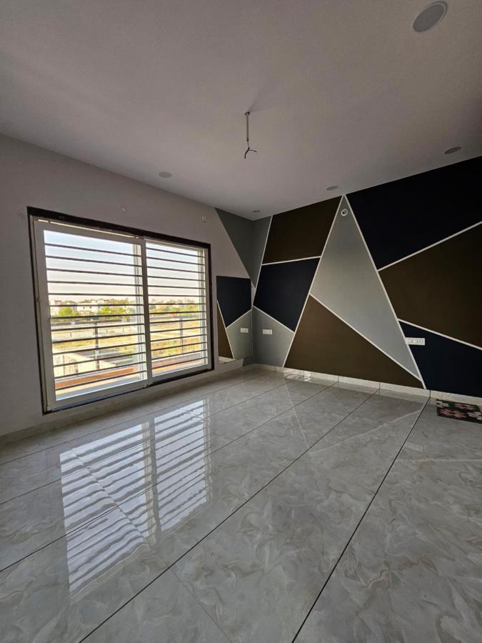 فيلا Shree Ambe Farmhouse اوجاين المظهر الخارجي الصورة
