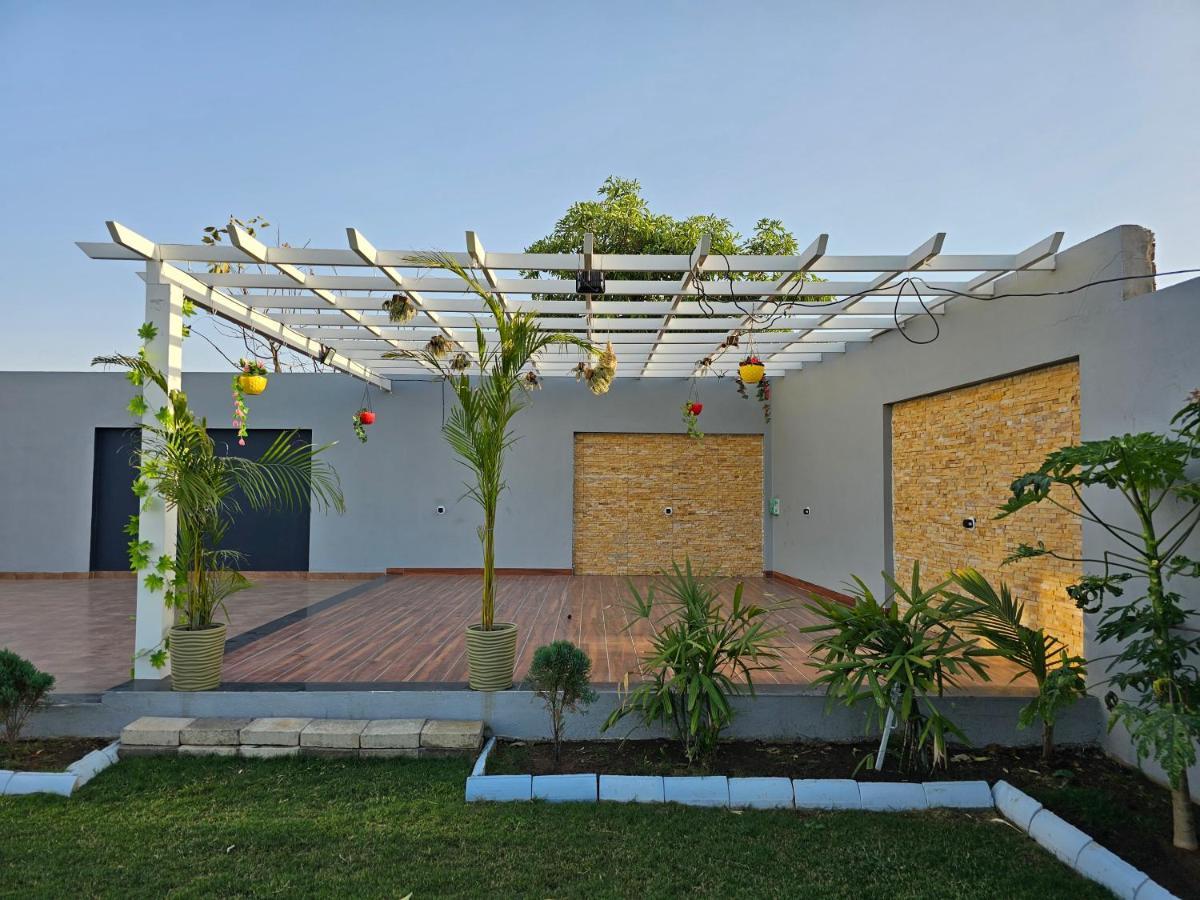 فيلا Shree Ambe Farmhouse اوجاين المظهر الخارجي الصورة